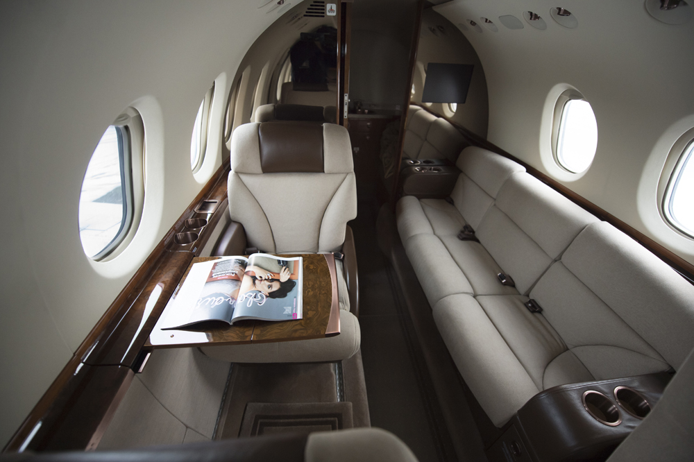 volo privato sul Beechcraft Hawker 900 XP